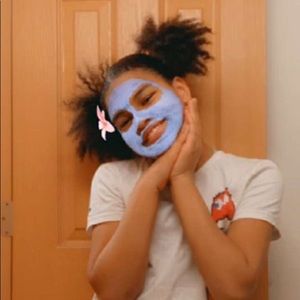 Meet your Posher, Alma